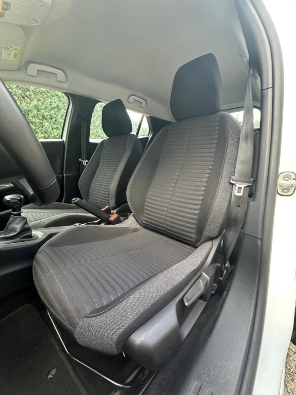 asiento piloto de peugeot