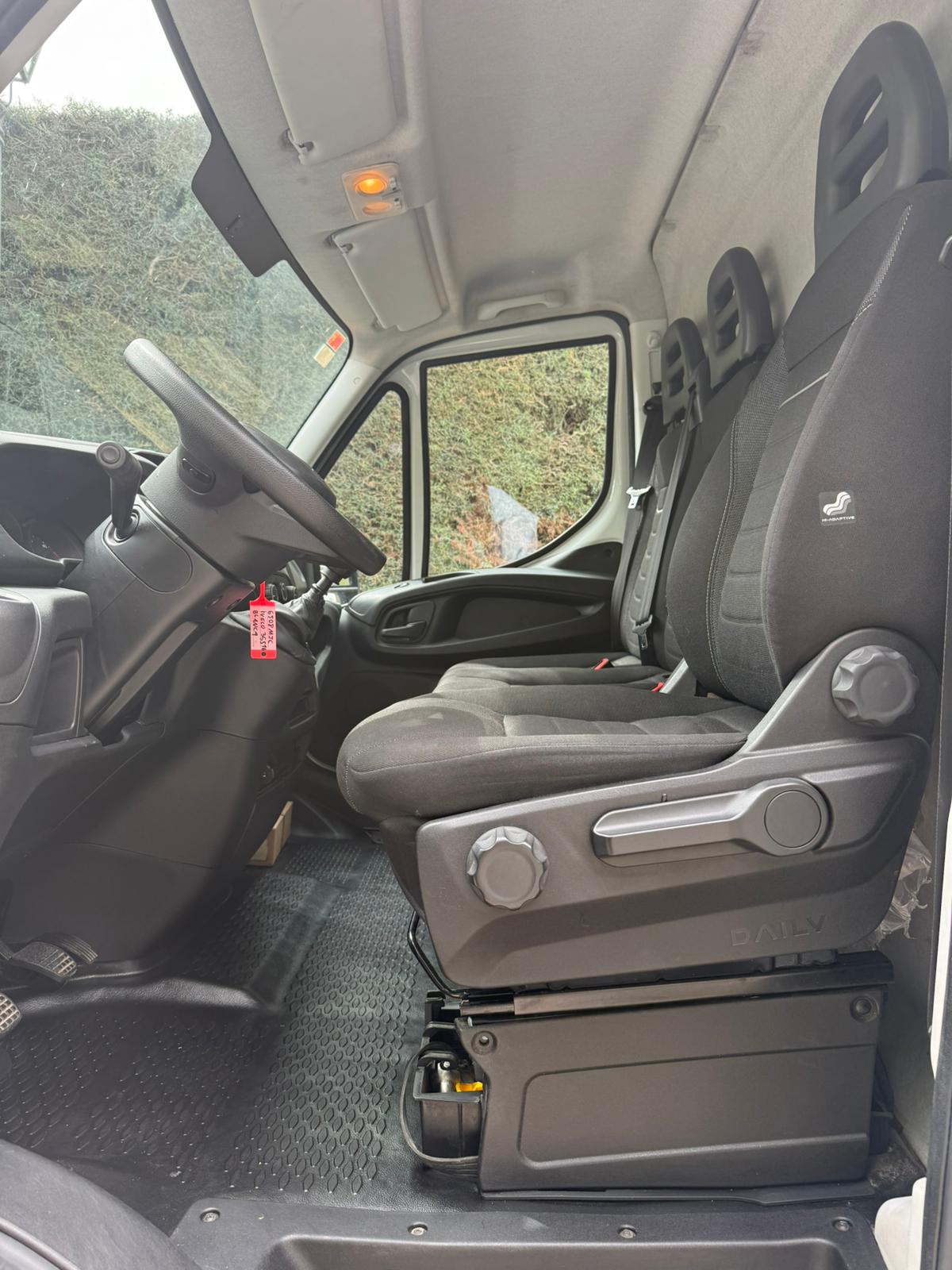 Iveco Daily 35S16 L4 H2 2.3 156Cv - Imagen 11