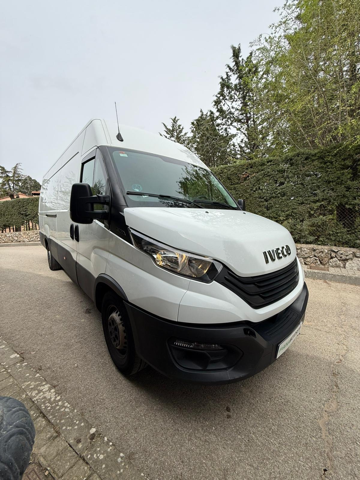 Iveco Daily 35S16 L4 H2 2.3 156Cv - Imagen 3