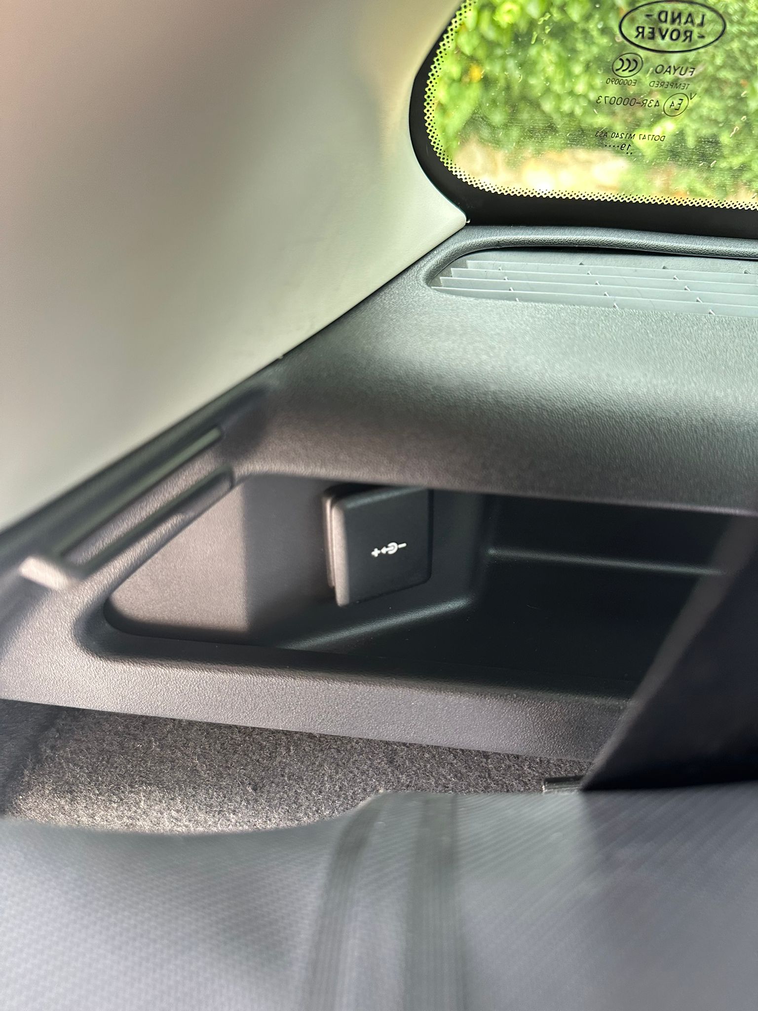 Land Rover Discovery Sport MHEV Auto S 2.0Si 249Cv - Imagen 8