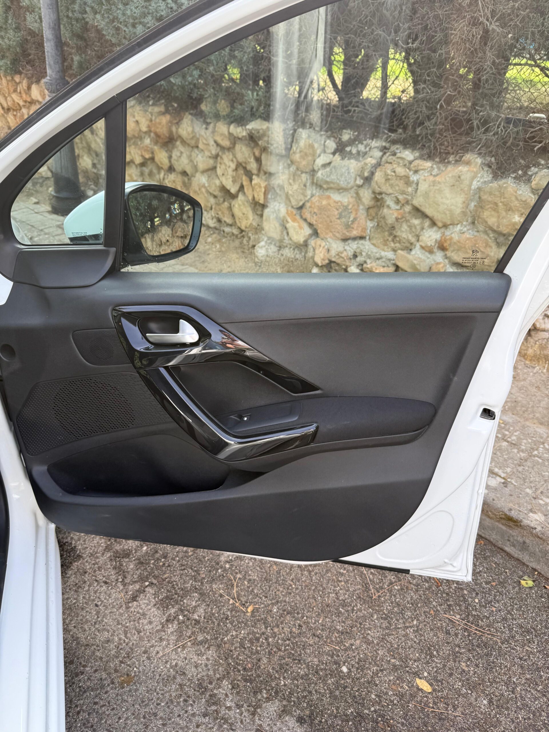 Peugeot 208 Active 1.5BlueHDi 100Cv - Imagen 16