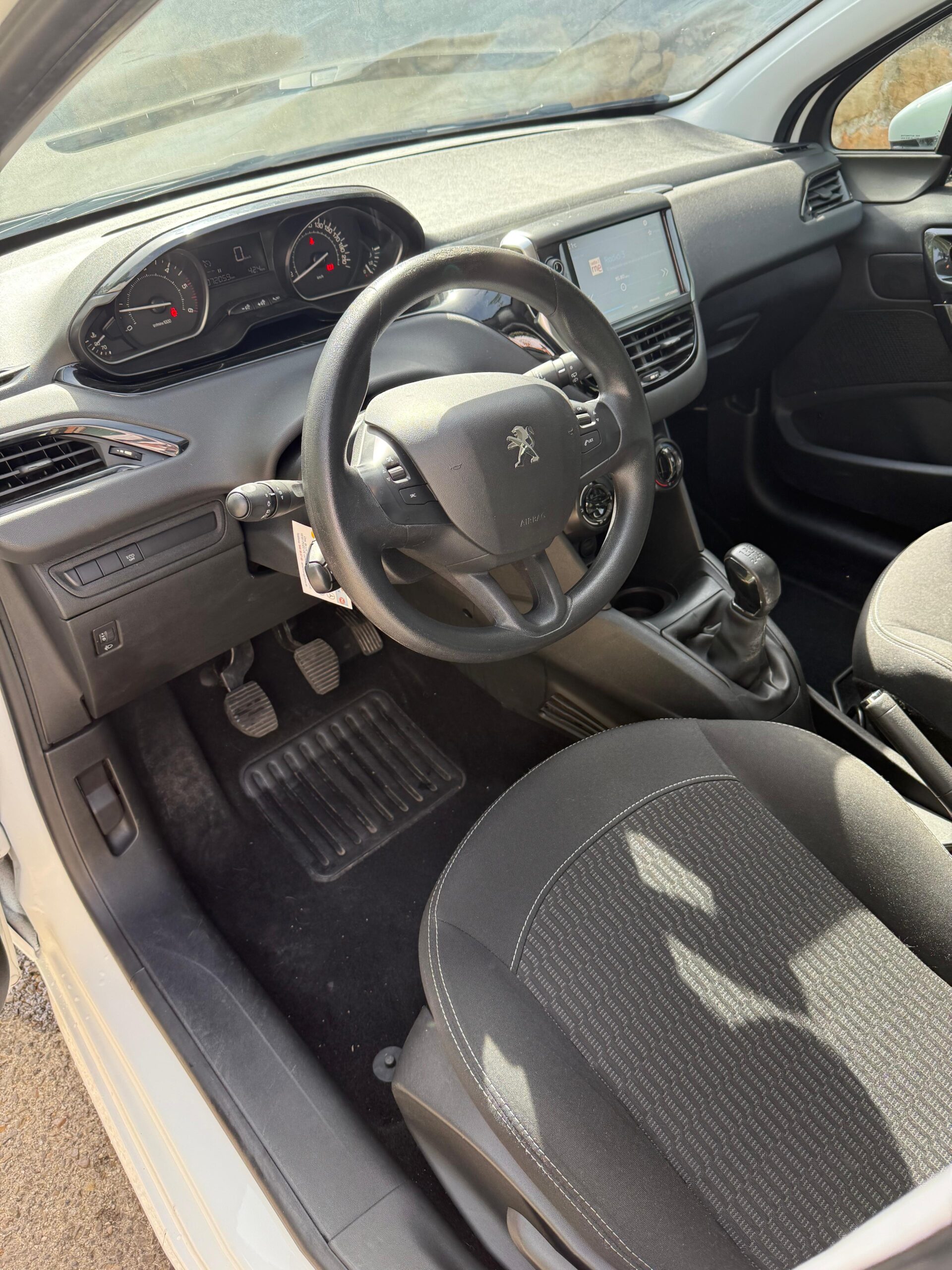 Peugeot 208 Active 1.5BlueHDi 100Cv - Imagen 9