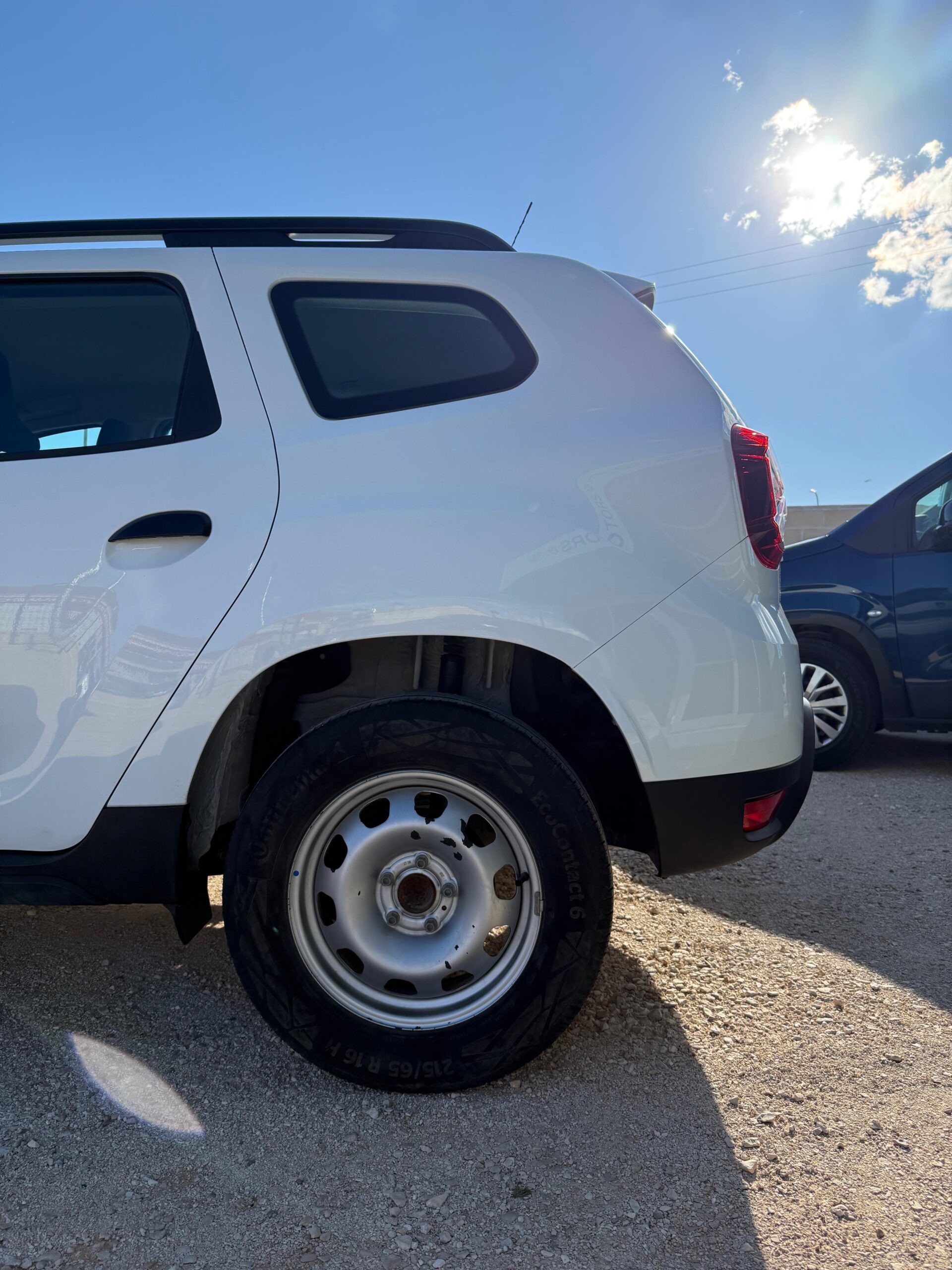 Dacia Duster Essential GLP 1.0TCe 100Cv - Imagen 11