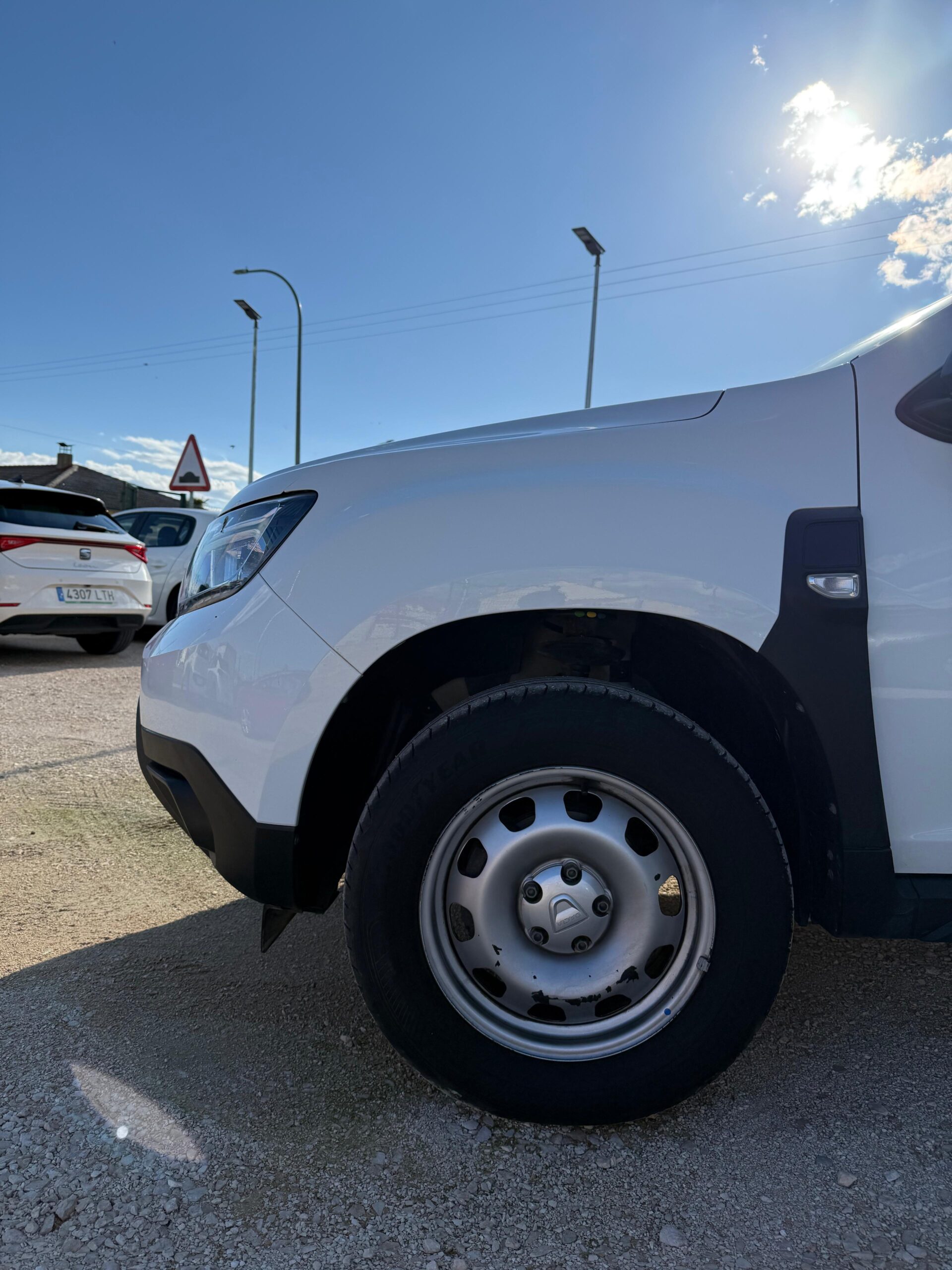 Dacia Duster Essential GLP 1.0TCe 100Cv - Imagen 2