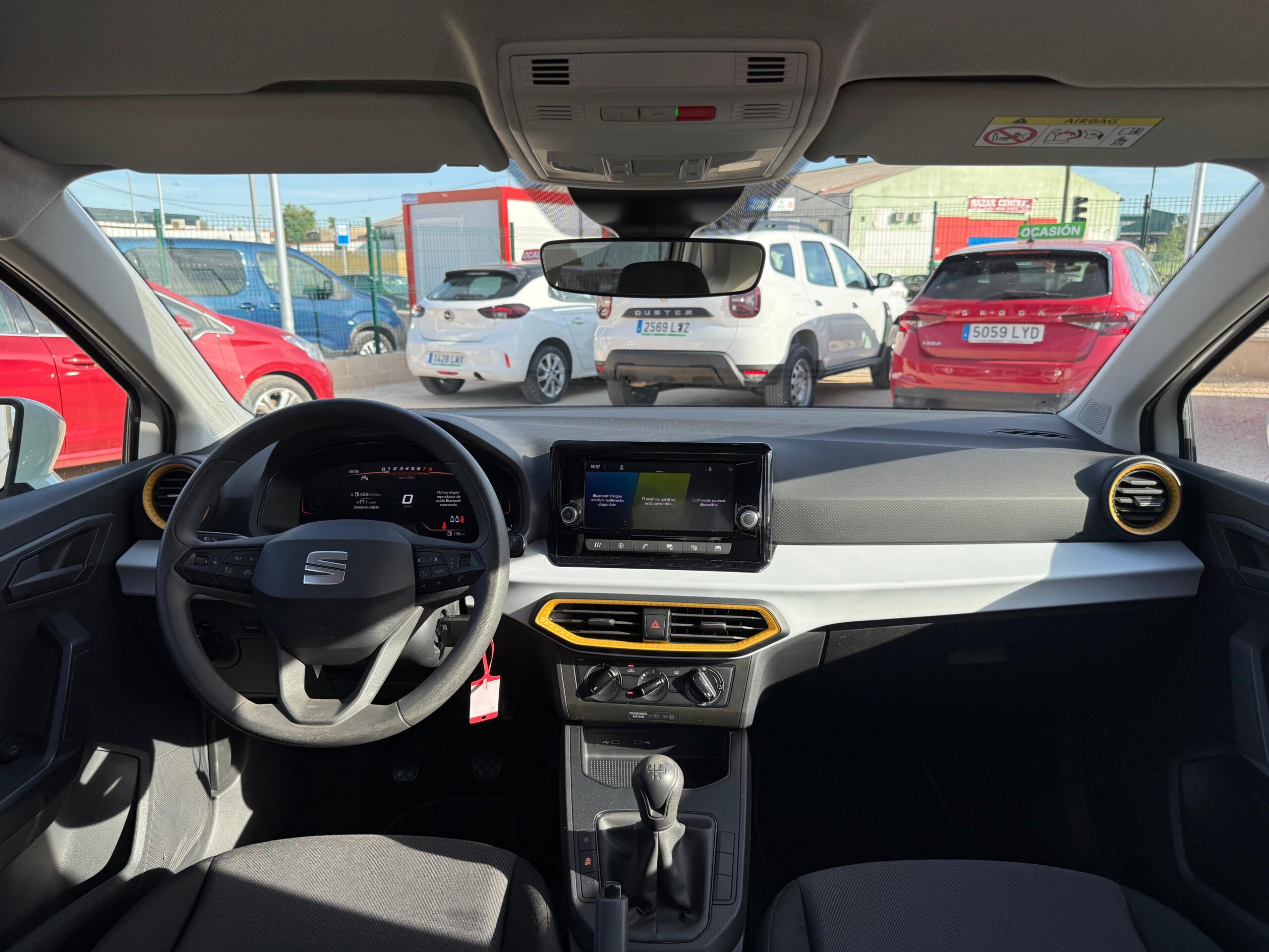 SEAT Ibiza Reference XL 1.0MPi 80Cv - Imagen 23