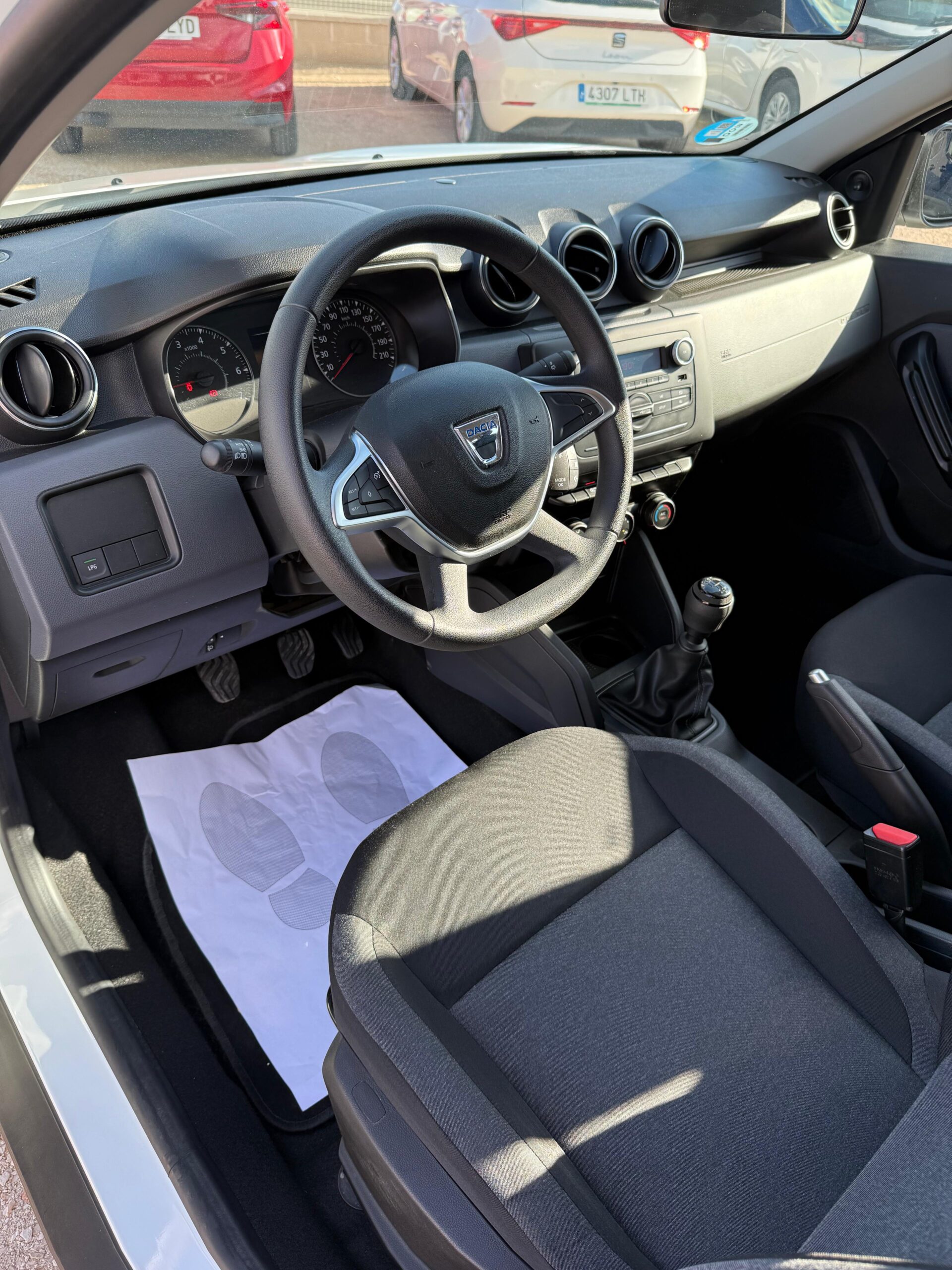 Dacia Duster Essential GLP 1.0TCe 100Cv - Imagen 16