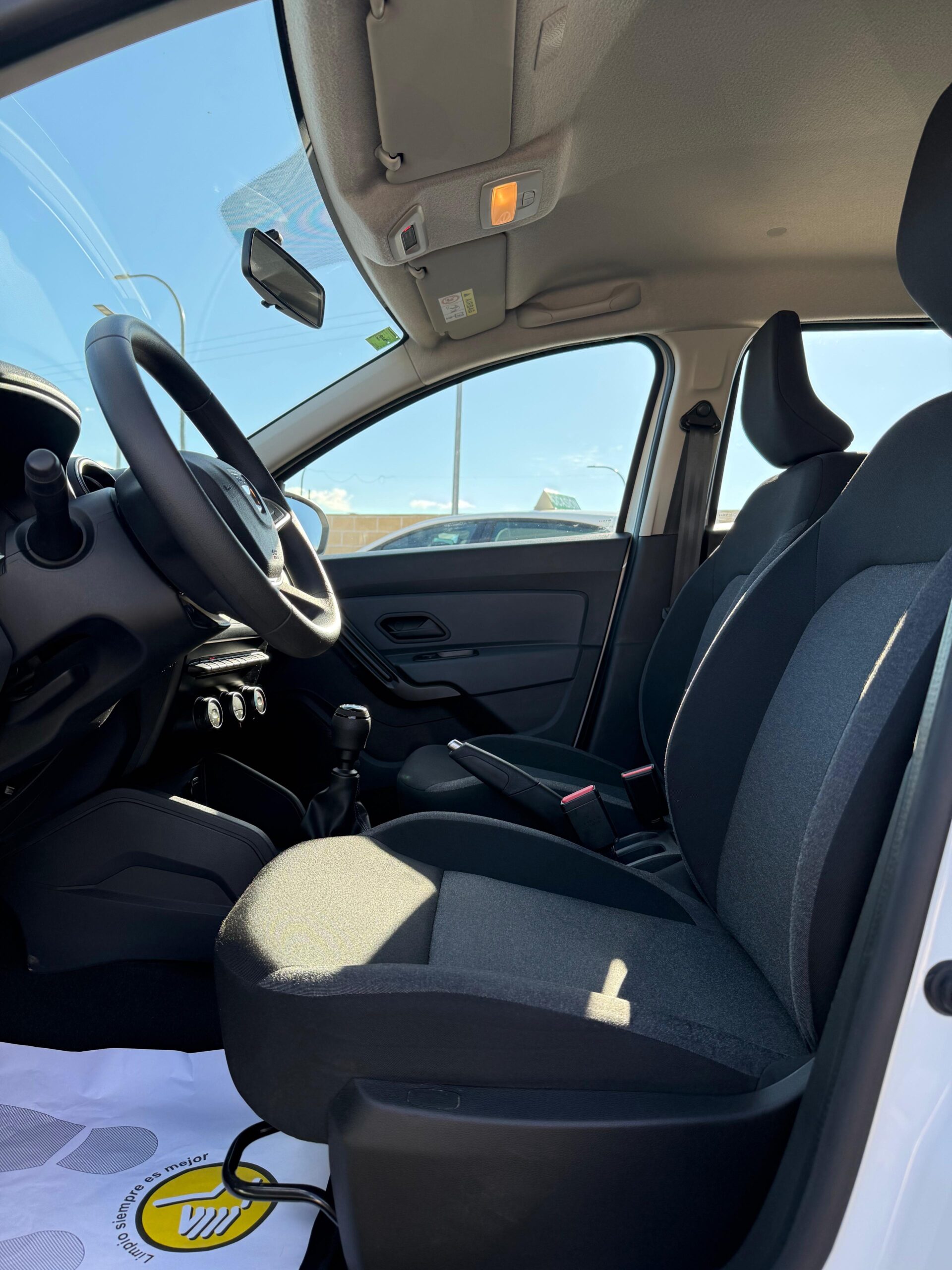 Dacia Duster Essential GLP 1.0TCe 100Cv - Imagen 17