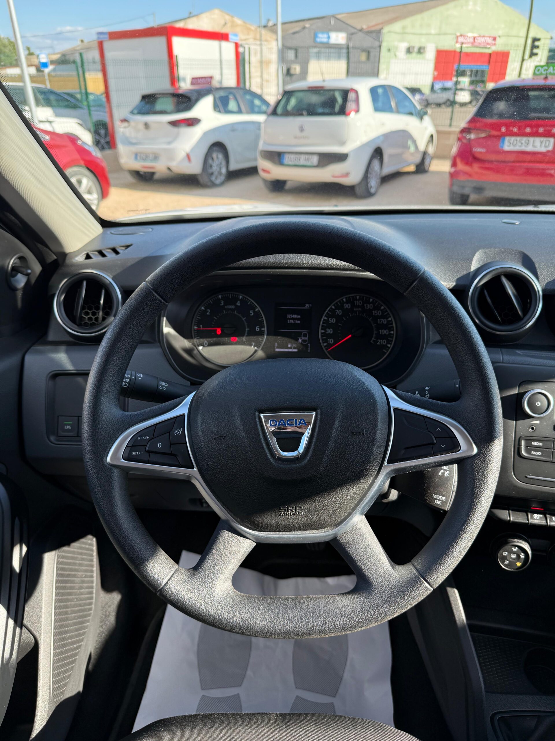 Dacia Duster Essential GLP 1.0TCe 100Cv - Imagen 19