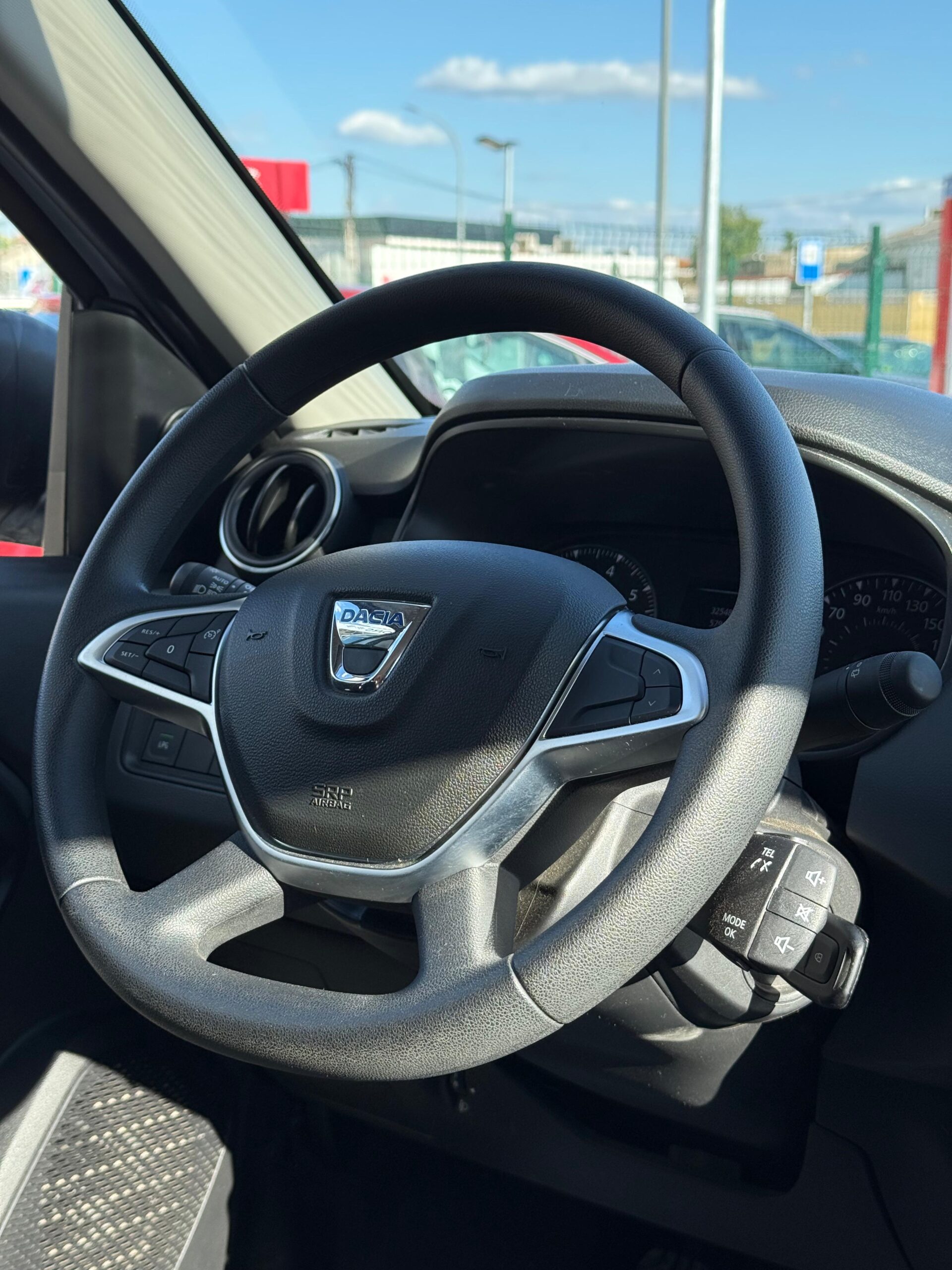 Dacia Duster Essential GLP 1.0TCe 100Cv - Imagen 22