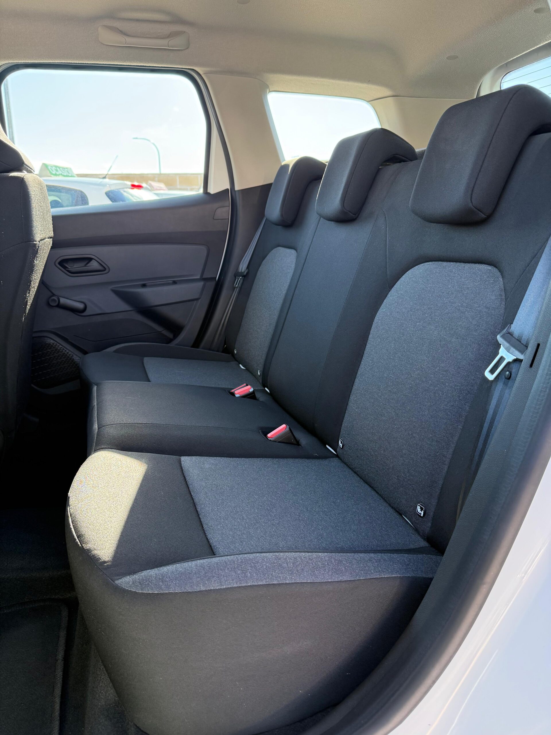 Dacia Duster Essential GLP 1.0TCe 100Cv - Imagen 24