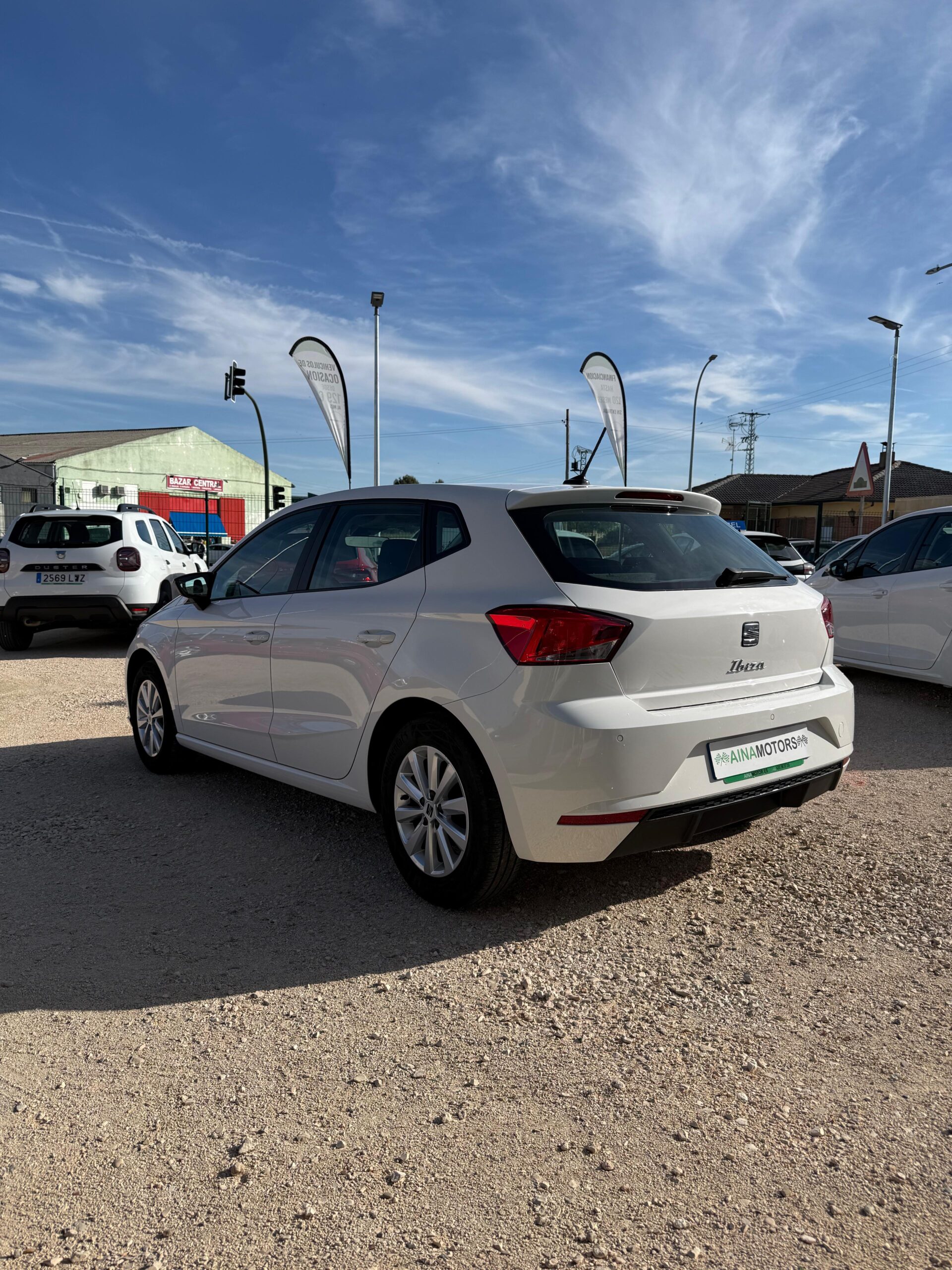 SEAT Ibiza Reference XL 1.0MPi 80Cv - Imagen 7