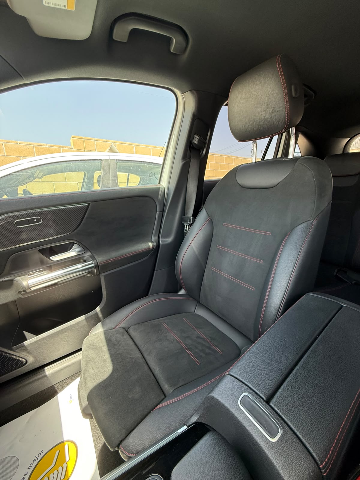 Mercedes-Benz Gla 200 D AMG-Line 8G-DTC - Imagen 10