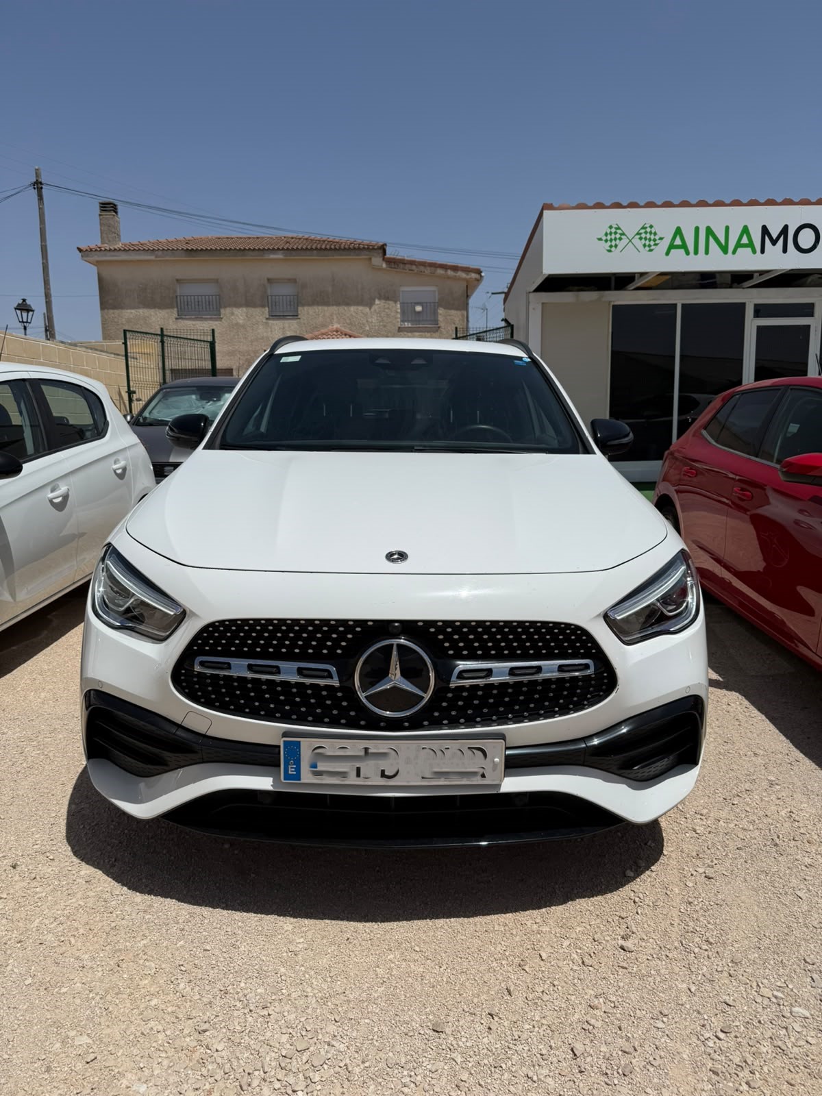 Mercedes-Benz Gla 200 D AMG-Line 8G-DTC - Imagen 2