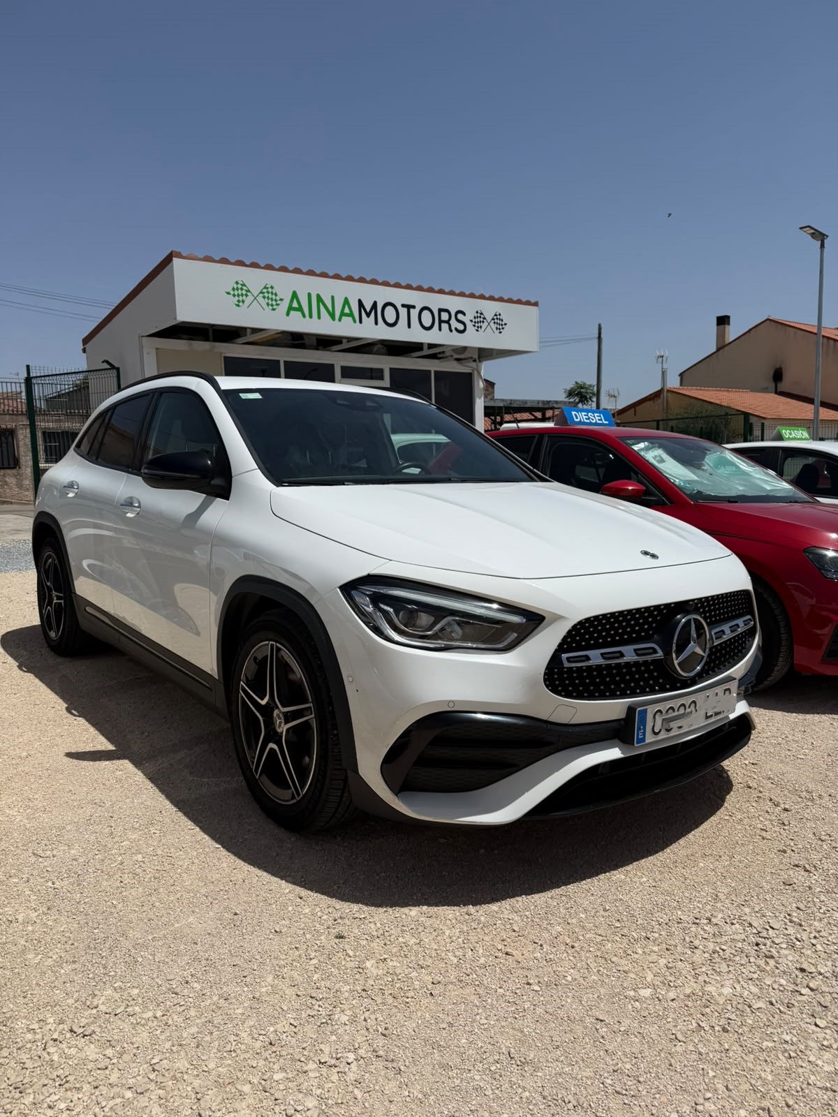 Mercedes-Benz Gla 200 D AMG-Line 8G-DTC - Imagen 3