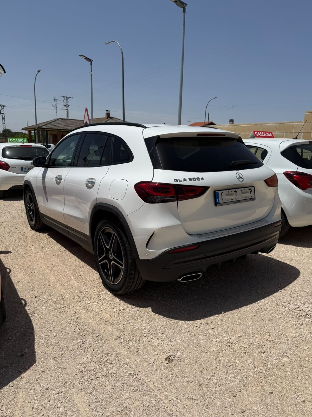 Mercedes-Benz Gla 200 D AMG-Line 8G-DTC - Imagen 4