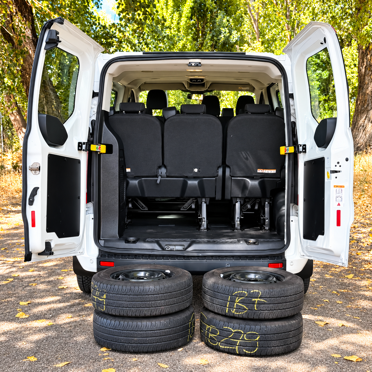 Ford Transit Custom 9 PLAZAS Kombi 320 L1H1 2.0TDCi 105Cv - Imagen 19