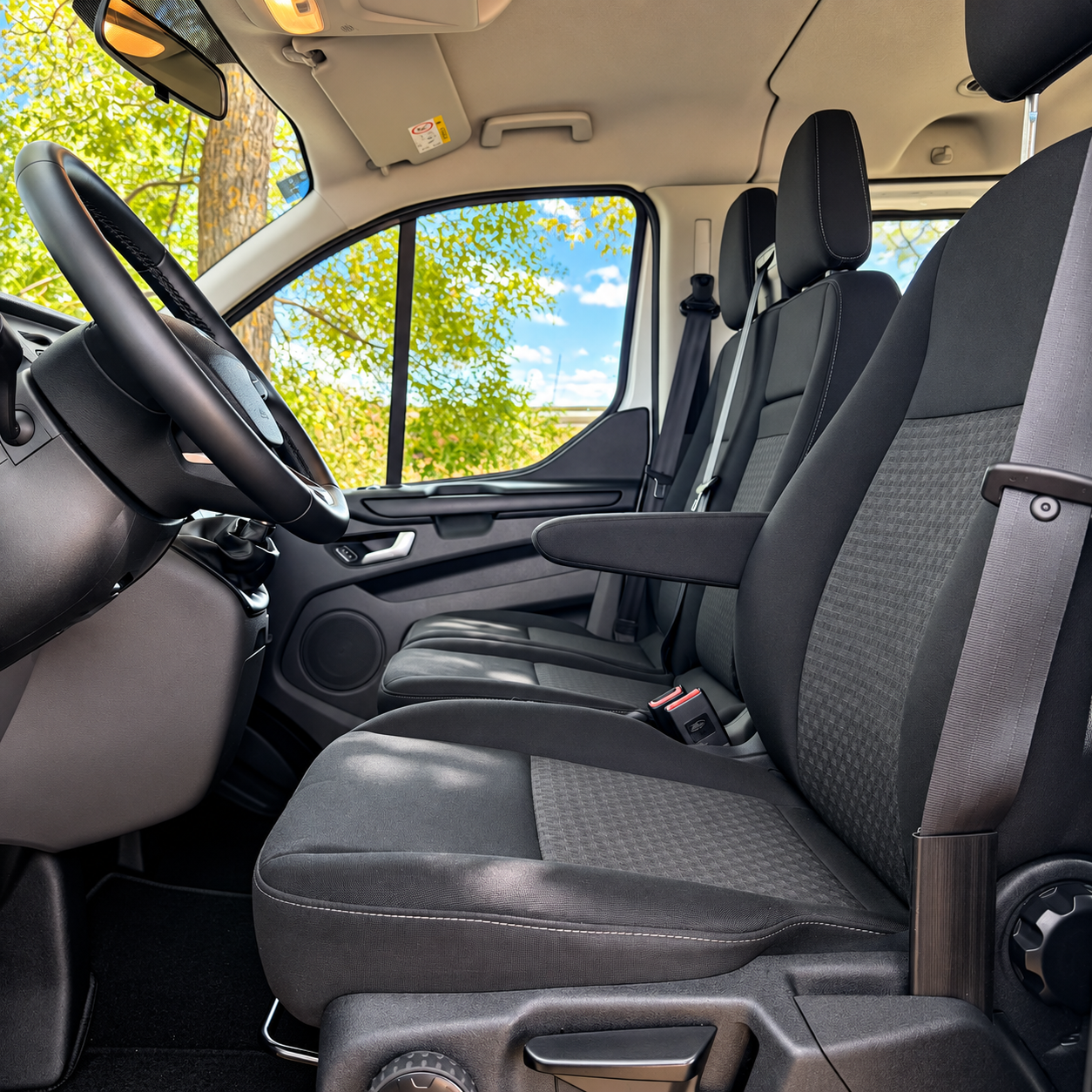 Ford Transit Custom 9 PLAZAS Kombi 320 L1H1 2.0TDCi 105Cv - Imagen 7