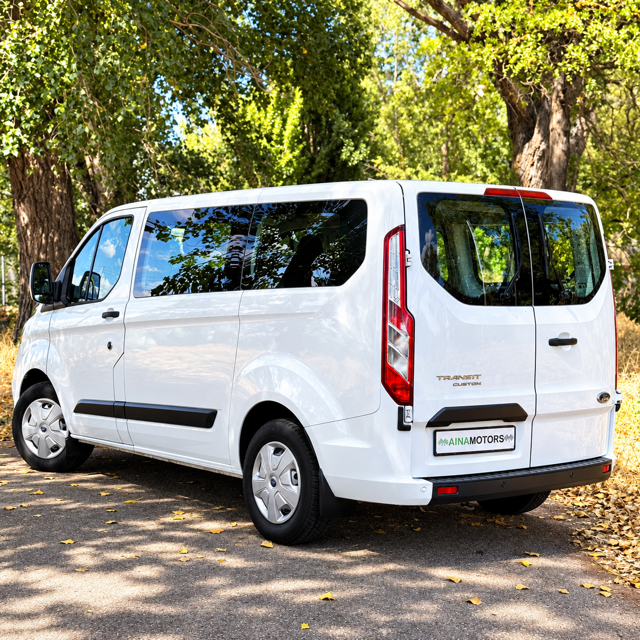 Ford Transit Custom 9 PLAZAS Kombi 320 L1H1 2.0TDCi 105Cv - Imagen 2